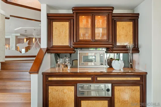 $9,595,000 | 2741 Bayside Walk, San Diego, CA 92109