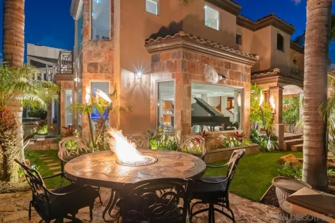 $8,649,000 | 2741 Bayside Walk, San Diego, CA 92109