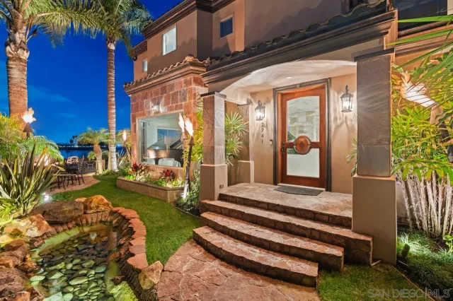 $9,595,000 | 2741 Bayside Walk, San Diego, CA 92109