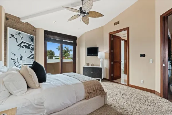 $8,649,000 | 2741 Bayside Walk, San Diego, CA 92109