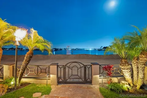 $9,595,000 | 2741 Bayside Walk, San Diego, CA 92109