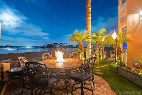 $8,649,000 | 2741 Bayside Walk, San Diego, CA 92109
