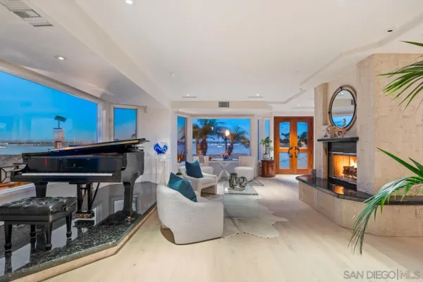 $8,649,000 | 2741 Bayside Walk, San Diego, CA 92109