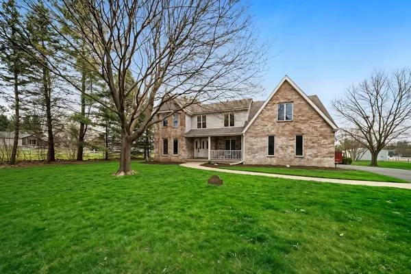 $1,199,000 | 6N777 Palomino Drive, St. Charles, IL 60175