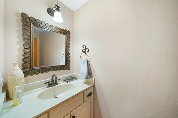 $1,199,000 | 6N777 Palomino Drive, St. Charles, IL 60175