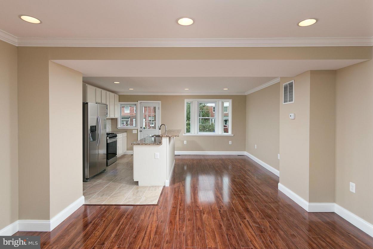 1535 Stonewood Road Baltimore, MD 21239 - Photo 6 of 25 Dining Room
