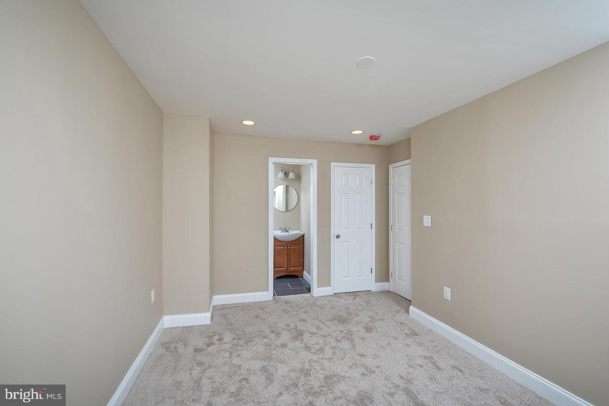 1535 Stonewood Road Baltimore, MD 21239 - Photo 10 of 25 Bedroom (Master)
