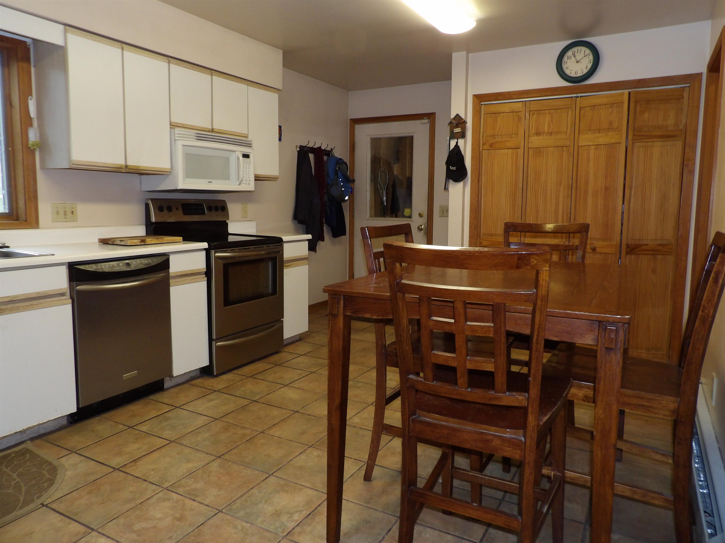 25 Laverne Drive Rutland, VT 05701 - Photo 17 of 50
