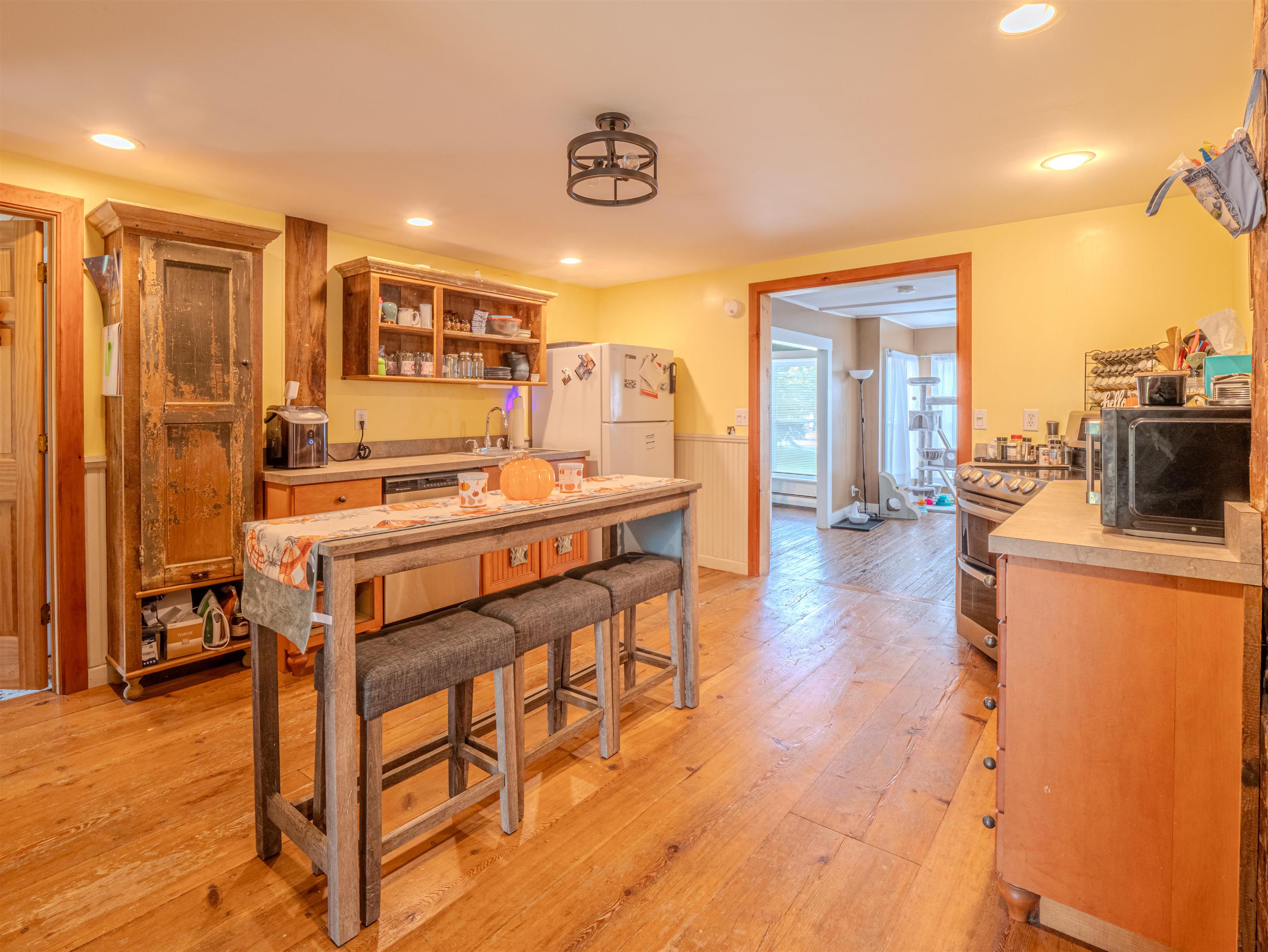 11 On The Green Poultney, VT 05764 - Photo 15 of 45