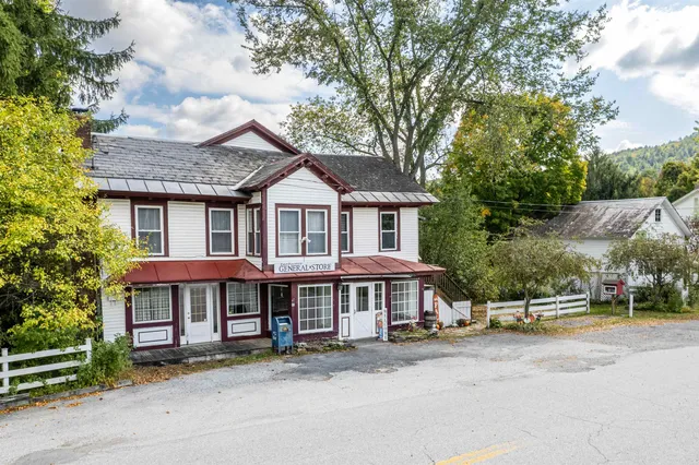 $362,000 | 11 On The Green, Poultney, VT 05764