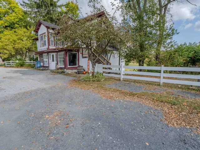 $362,000 | 11 On The Green, Poultney, VT 05764