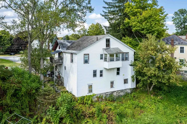 $362,000 | 11 On The Green, Poultney, VT 05764