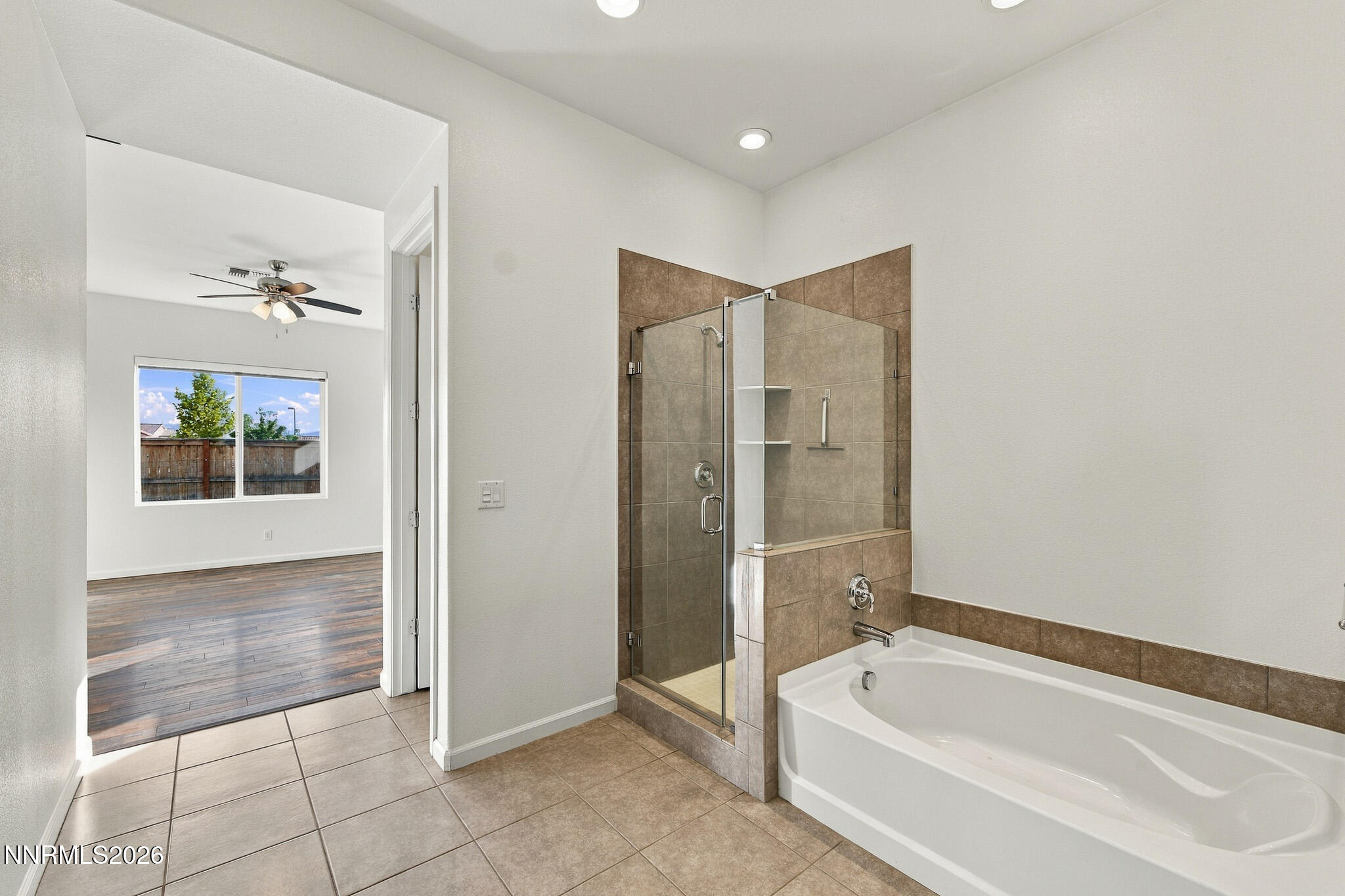 9715 Avitara Way Reno, NV 89521 - Photo 11 of 28 P1035770