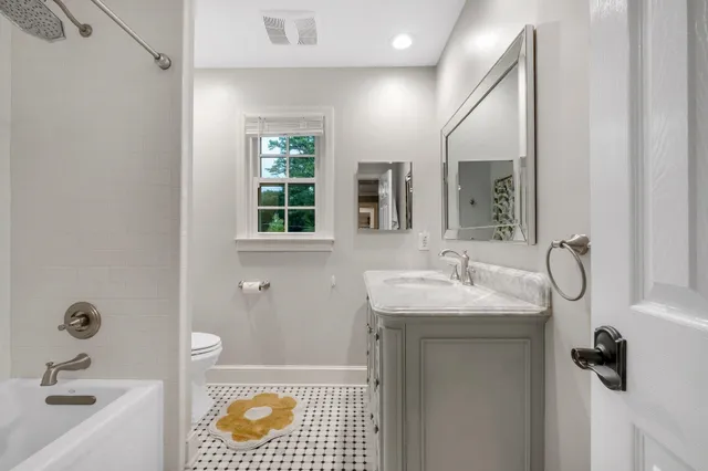 $910,000 | 2003 Ellicott Drive, Tallahassee, FL 32308