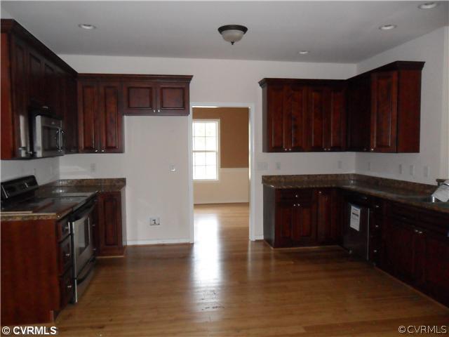 4220 Cameron Road Hopewell, VA 23860 - Photo 2 of 6 Kitchen