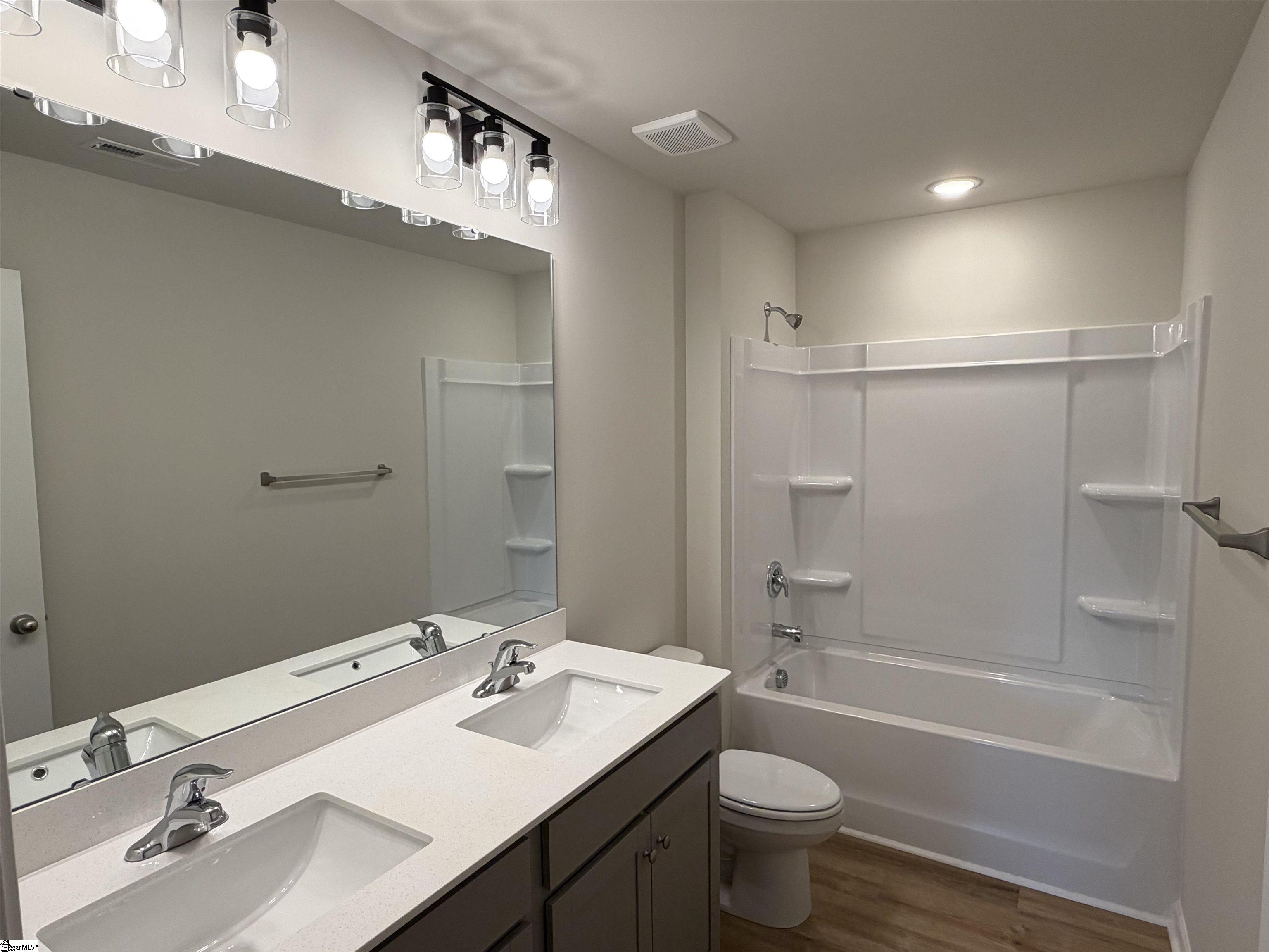 11 Campbell Street Duncan, SC 29334 - Photo 10 of 12