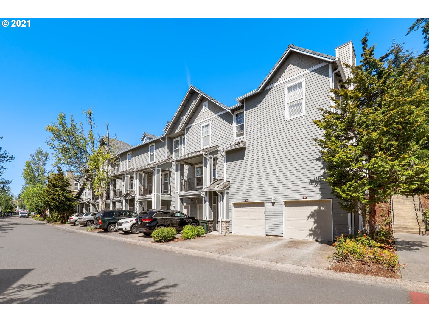 870 Springtree Lane West Linn, OR 97068 - Photo 3 of 29 Gallery Image 3