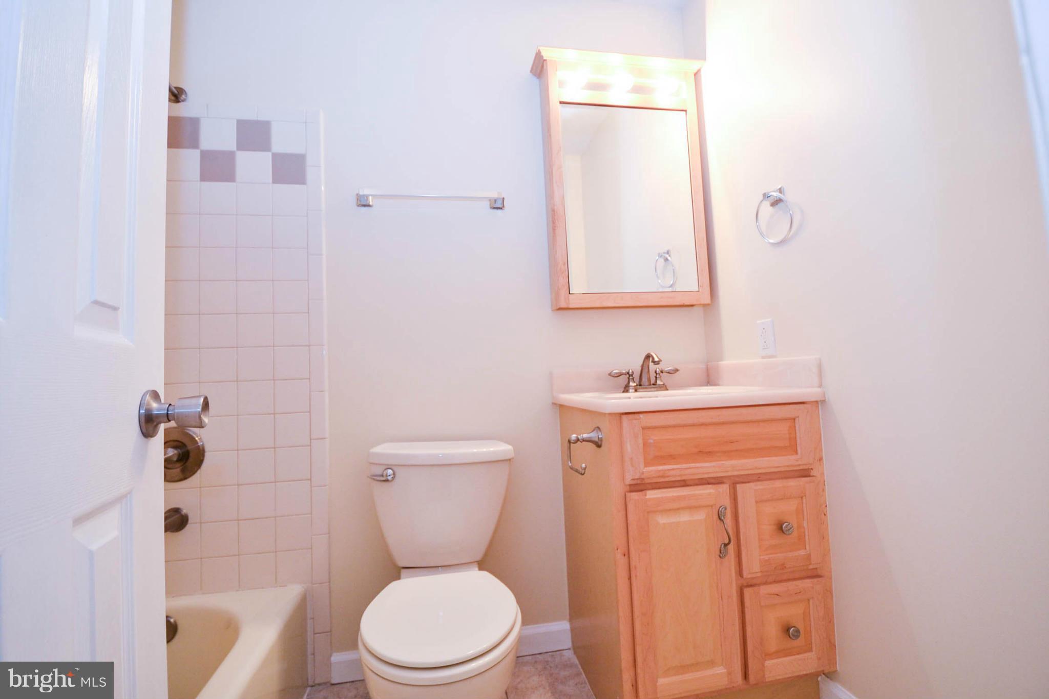 9401 Boulder Road Frederick, MD 21702 - Photo 6 of 10 Bath