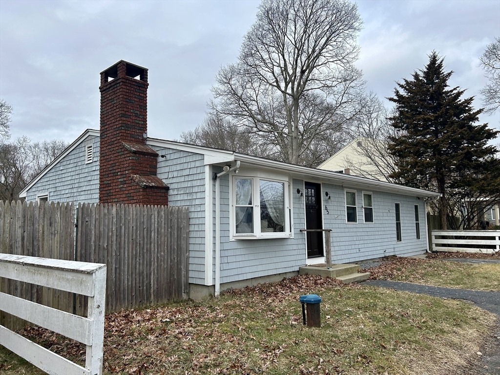 65 Judge Street Fall River, MA 02721 - Photo 3 of 29