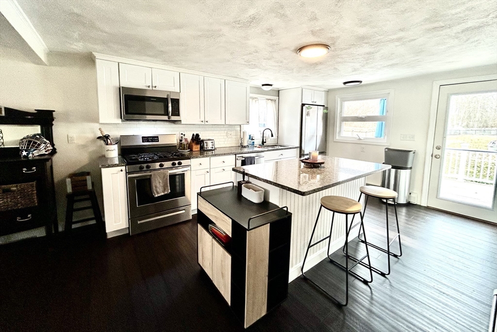 65 Judge Street Fall River, MA 02721 - Photo 9 of 29