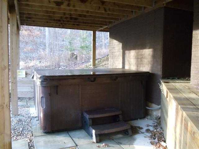 10751 Starner Road Rockbridge, OH 43149 - Photo 10 of 13 Gallery Image 10
