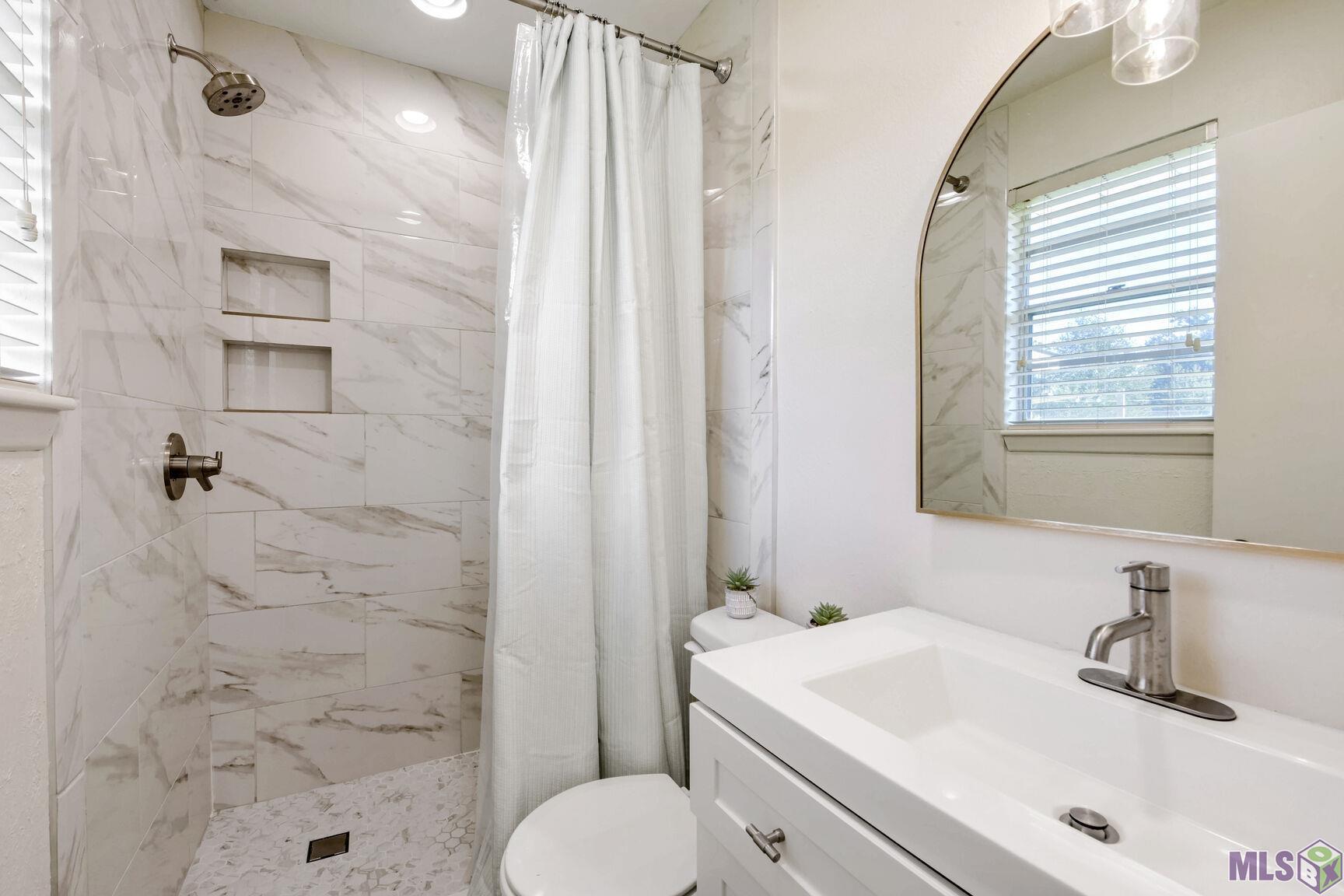 6966 Whitlow Drive Baton Rouge, LA 70808 - Photo 12 of 15 Gallery Image 12