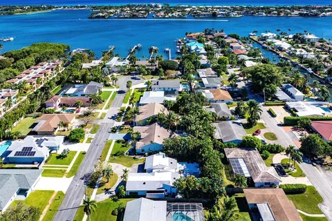 $6,500 | 630 Northeast 15th Place, Boynton Beach, FL 33435