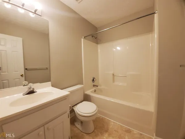 $1,800 | 124 Westwood Road, Commerce, GA 30529