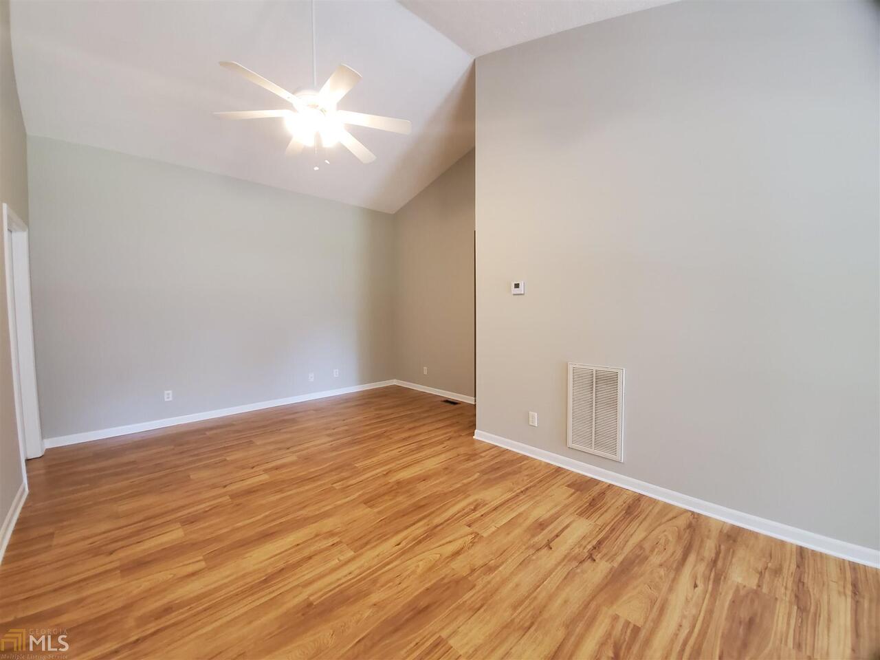 124 Westwood Road Commerce, GA 30529 - Photo 6 of 17