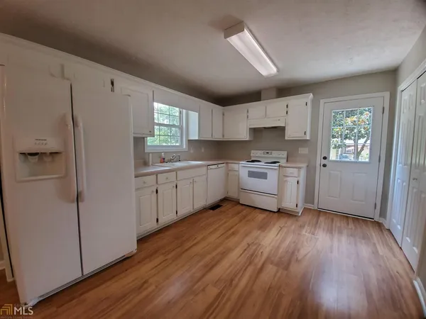 $1,800 | 124 Westwood Road, Commerce, GA 30529