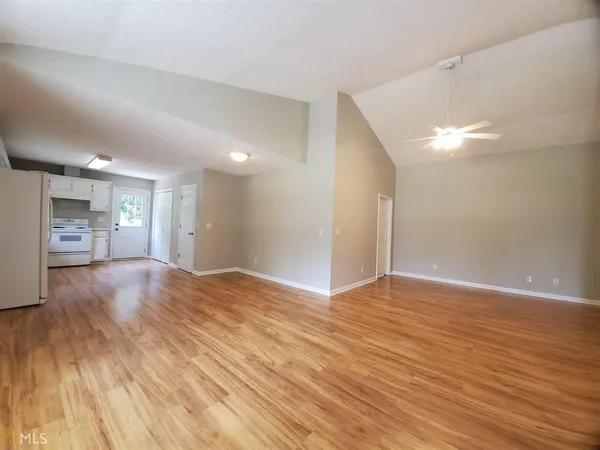 $1,800 | 124 Westwood Road, Commerce, GA 30529