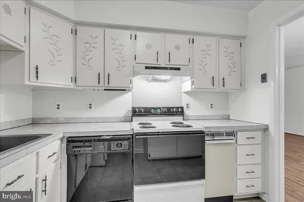 $215,000 | 3600 Rustic Lane, Unit 245, Wilmington, DE 19808