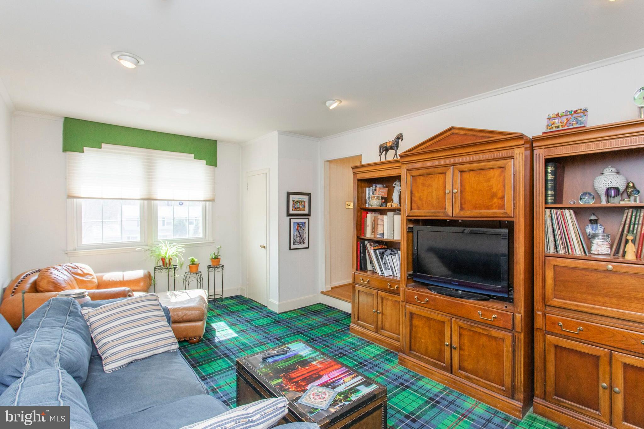 8813 Wainwright Road Glenside, PA 19038 - Photo 12 of 25 Stepdown Family Room