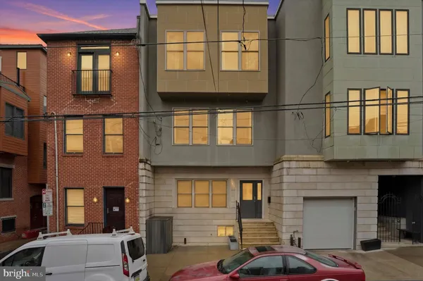 $1,199,999 | 1011 North Orianna Street, Philadelphia, PA 19123