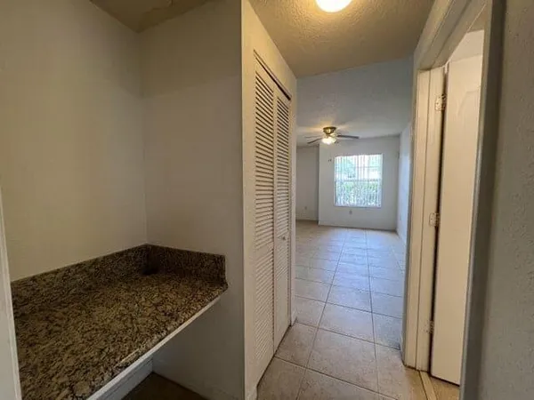 $195,000 | 132 Southwest Peacock Boulevard, Unit 17104, Port St. Lucie, FL 34986