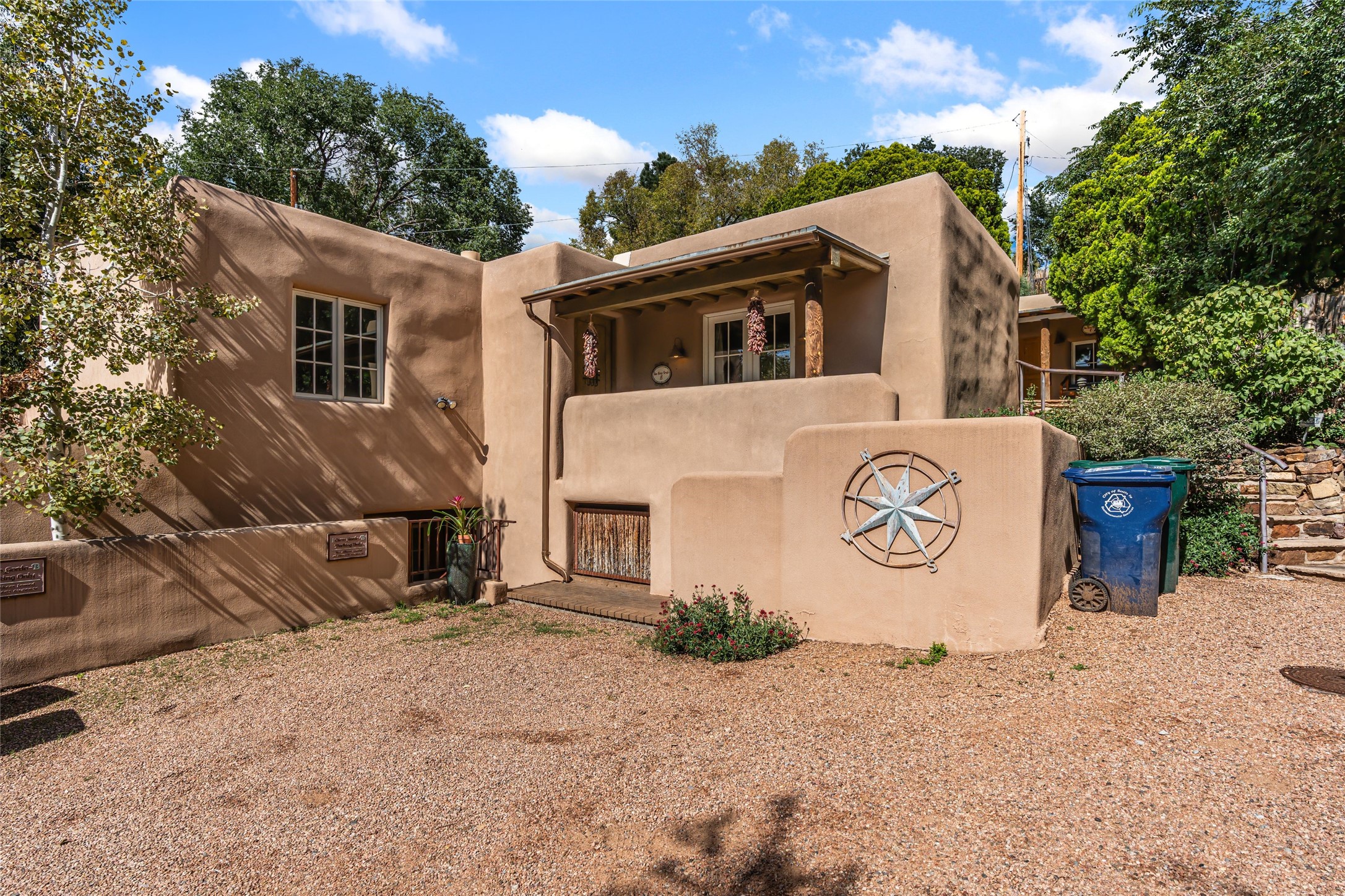 1 Cerro Gordo Road, Unit B Santa Fe, NM 87501 - Photo 23 of 25 Front entry, and guest entry on left...