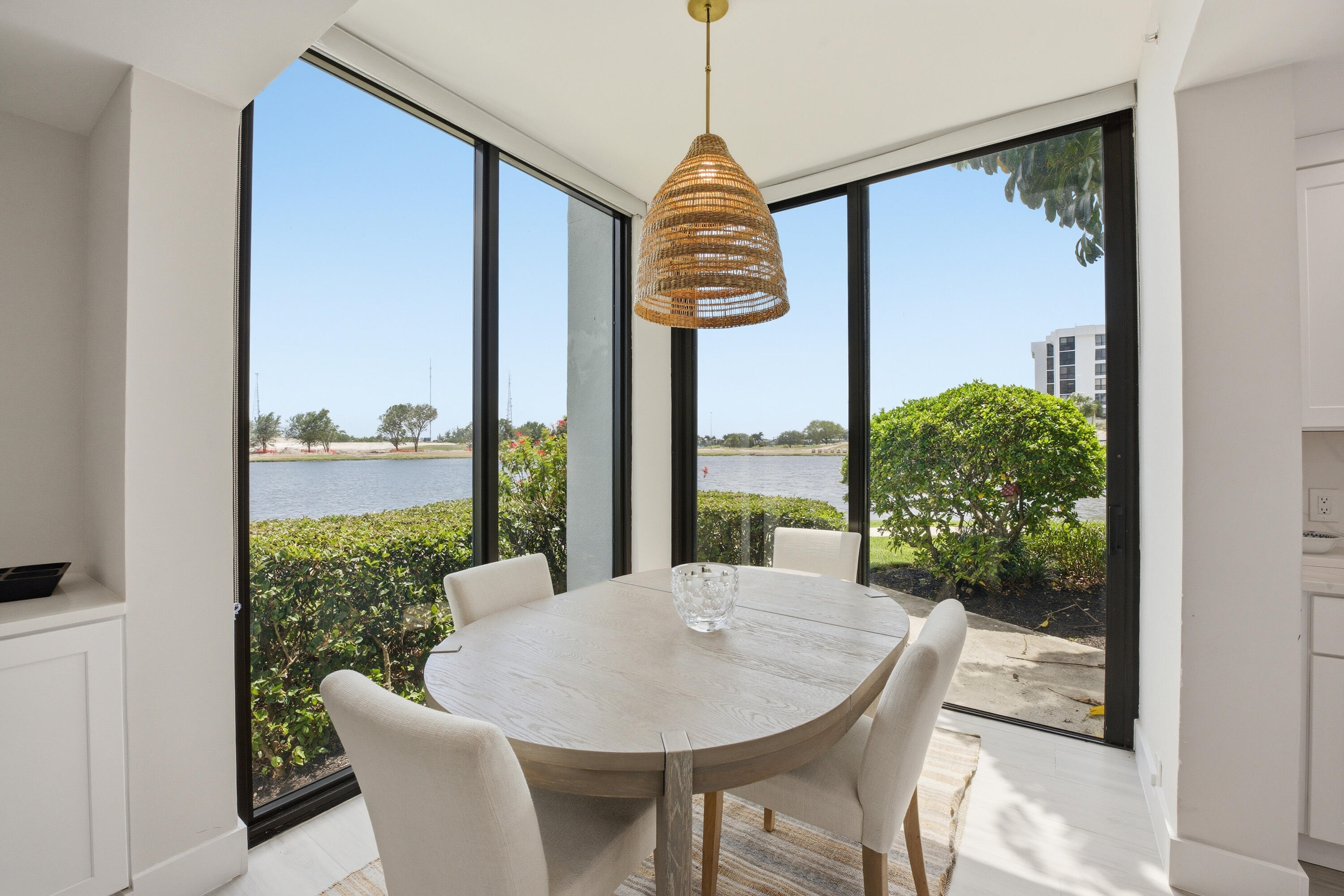 7768 Lakeside Boulevard, Unit 515 Boca Raton, FL 33434 - Photo 14 of 55 Dining