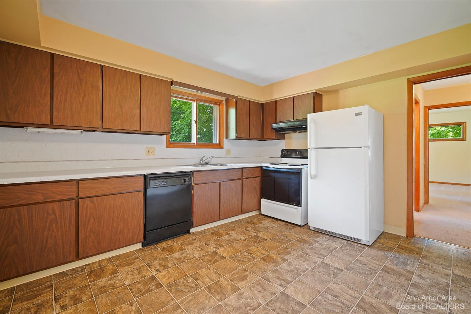 665 Allen Road Milan, MI 48160 - Photo 8 of 34 Photo 8