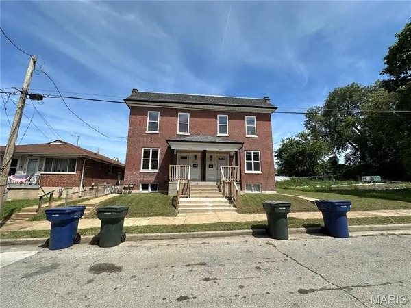 $310,000 | 463 Walsh Street, St. Louis, MO 63111