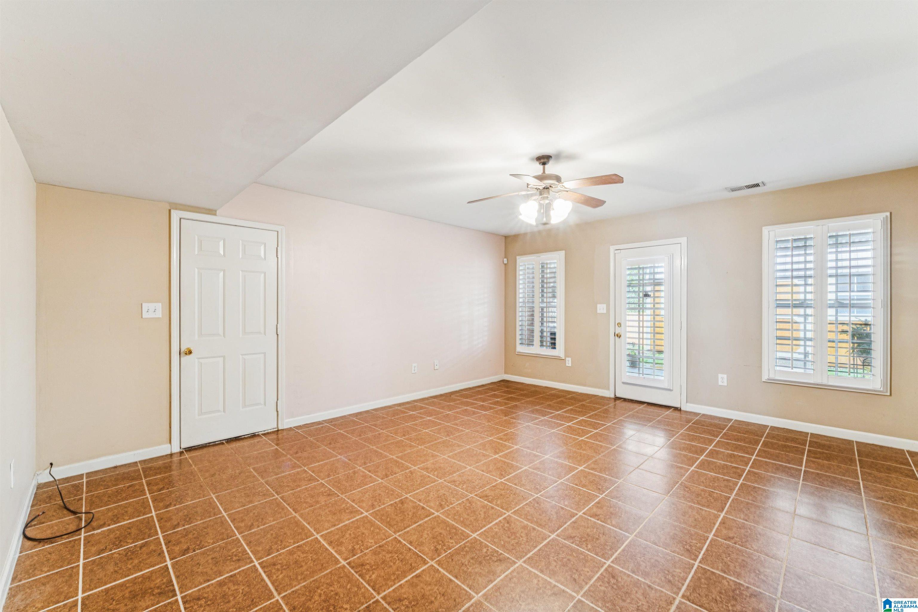 224 Legacy Parc Circle Pelham, AL 35124 - Photo 32 of 48