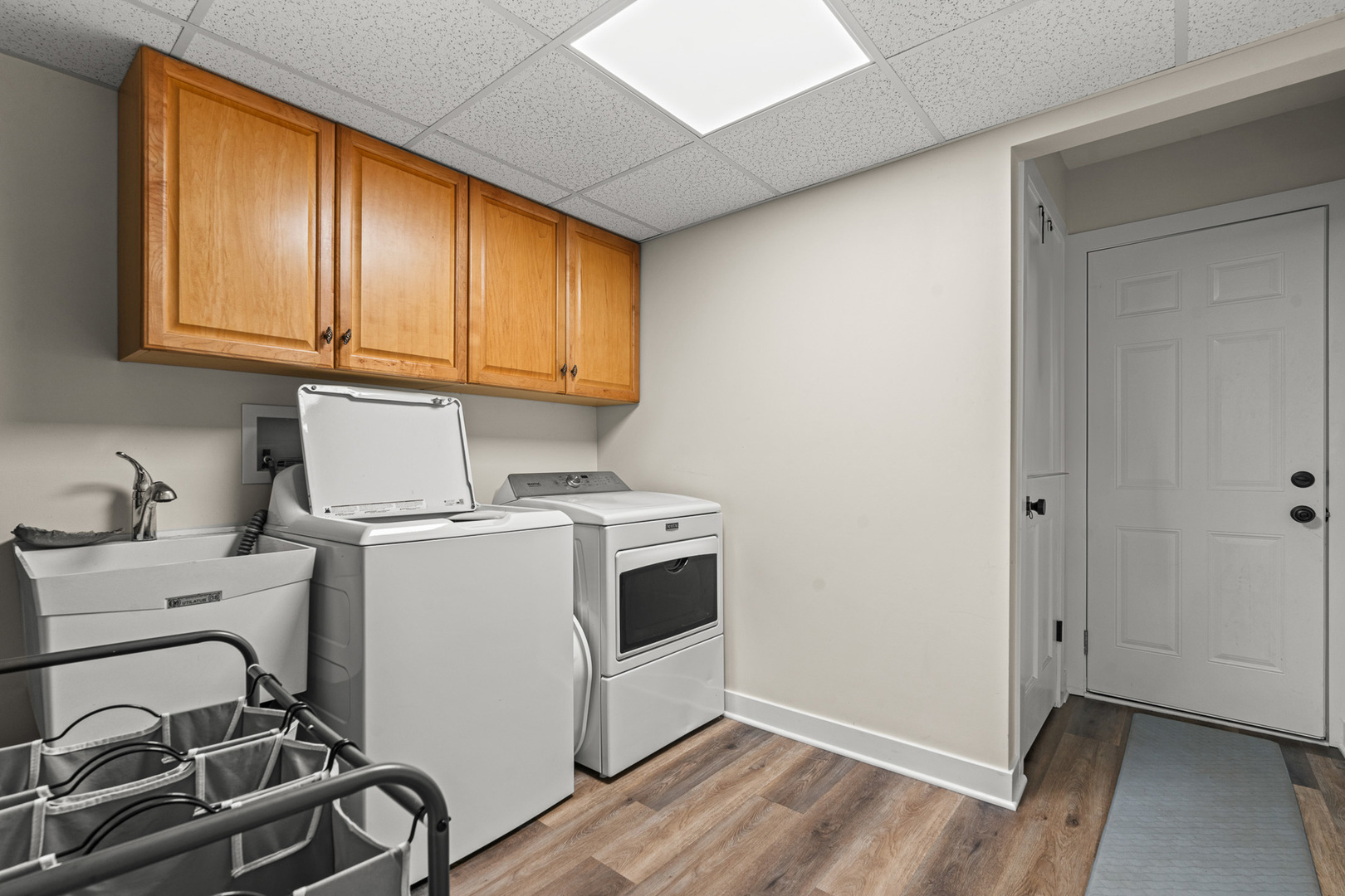 1598 Elder Drive Aurora, IL 60506 - Photo 19 of 22 a view of a storage & utility room with washer and dryer