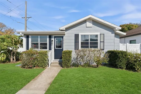 $3,950 | 3015 West North B Street, Tampa, FL 33609