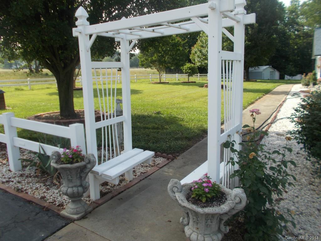 332 Upper Stanley Road Stanley, NC 28164 - Photo 2 of 21 Gallery Image 2