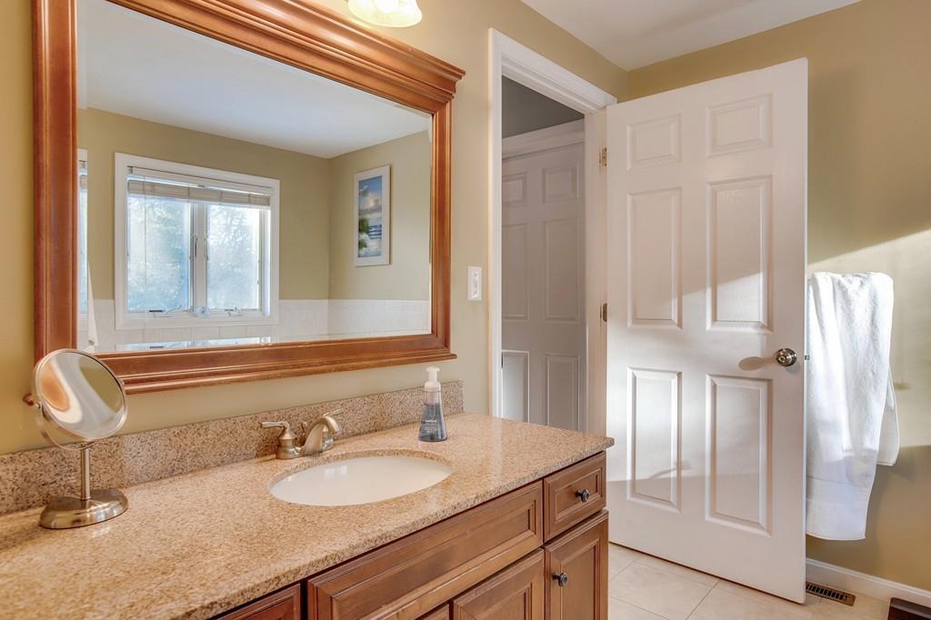 10 Maple Ridge Road Tyngsborough, MA 01879 - Photo 20 of 25