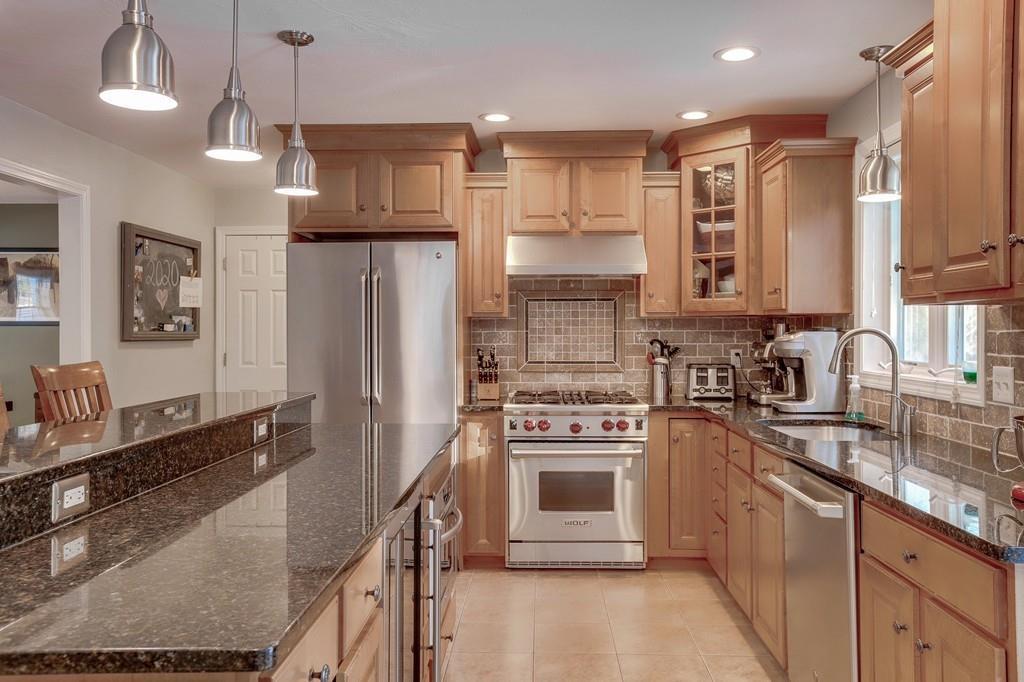 10 Maple Ridge Road Tyngsborough, MA 01879 - Photo 2 of 25