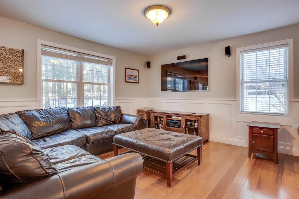 10 Maple Ridge Road Tyngsborough, MA 01879 - Photo 9 of 25