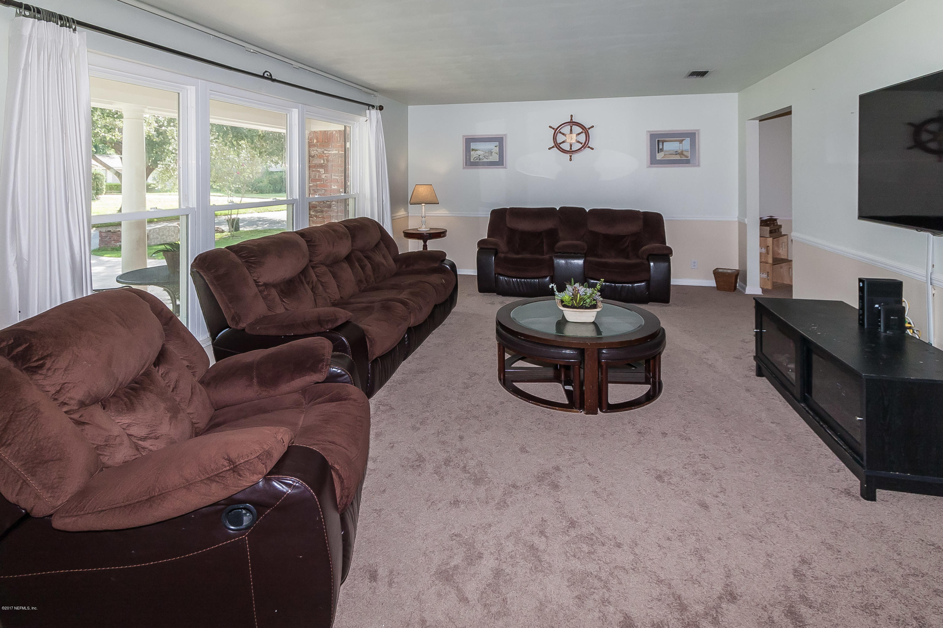 1306 Alderman Road East Jacksonville, FL 32211 - Photo 8 of 29 living room
