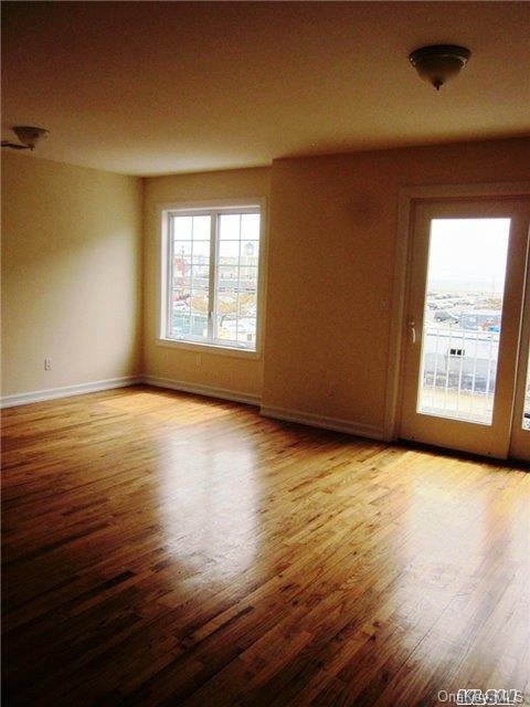 102-20 Rockaway Beach Boulevard, Unit 3C Queens, NY 11694 - Photo 3 of 20 Gallery Image 3