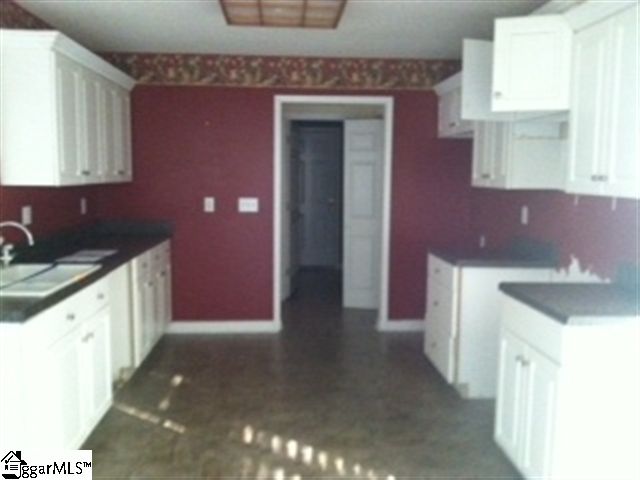 1504 Old Mill Road Easley, SC 29642 - Photo 2 of 10