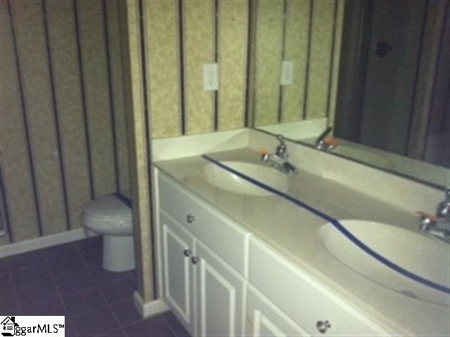 1504 Old Mill Road Easley, SC 29642 - Photo 6 of 10